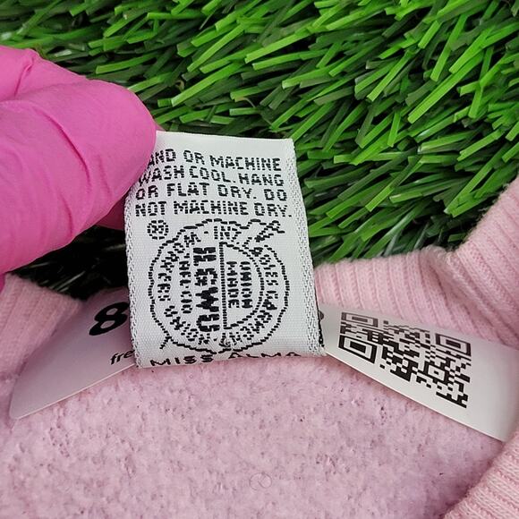 Vintage 1986 Panda Sweatshirt Womens Large 23x25 UNION Made - Picture 12 of 16